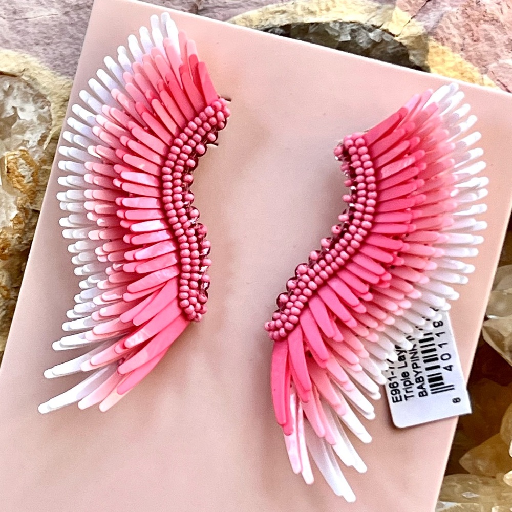 πΊπHPππΊ NWT Mignonne Gavigan Midi Madeline Earrings Triple Layered Pink & White - Picture 2 of 16